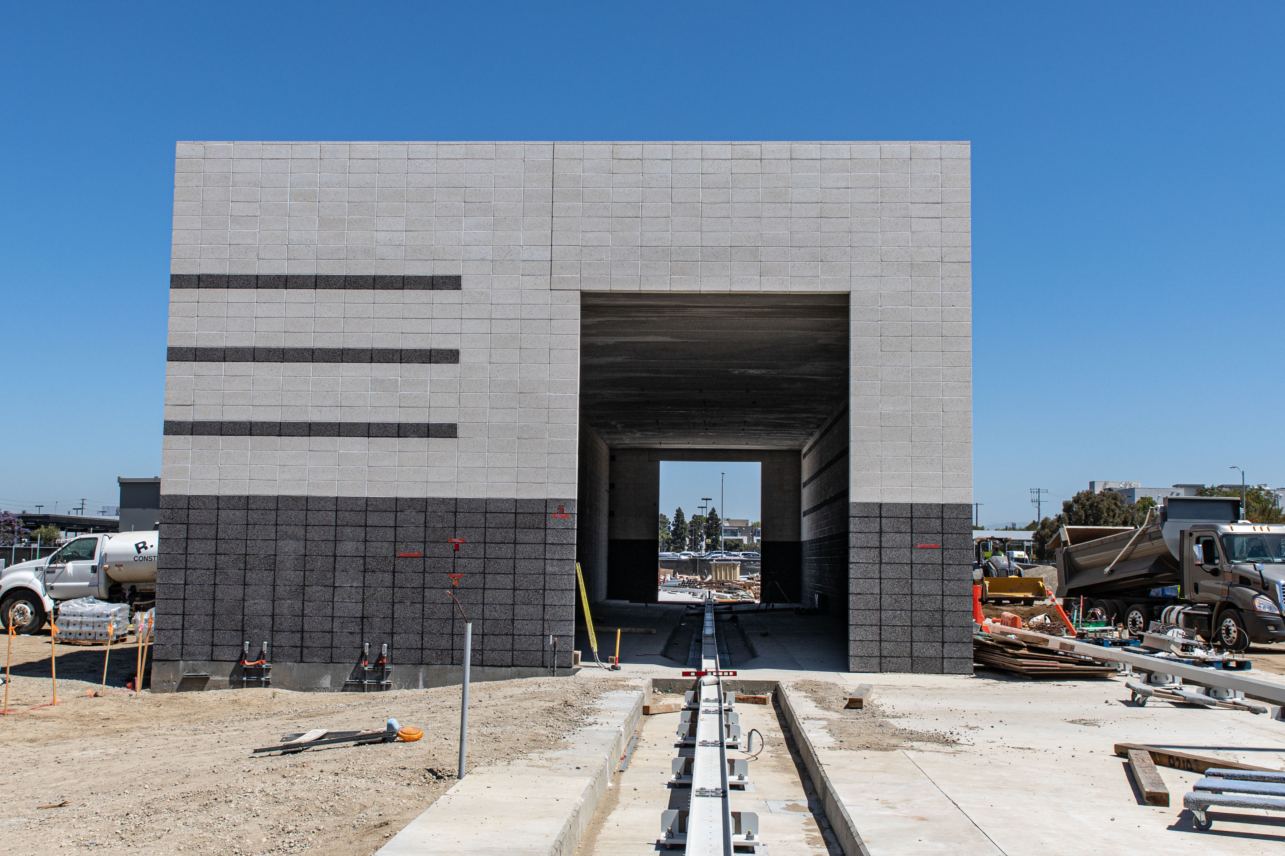 The train wash station at the Maintenance and Storage Facility has been constructed. 